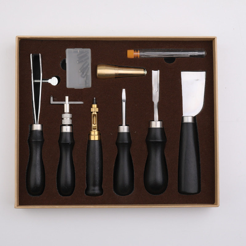 مجموعة أدوات خياطة يدوية للجلد - مراجعة Beginner Leatherwork Kit وسعره